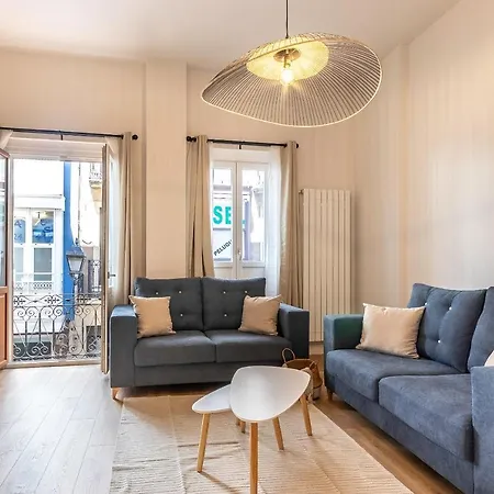 Casco Viejo: El Corazon De Las Siete Calles アパート *