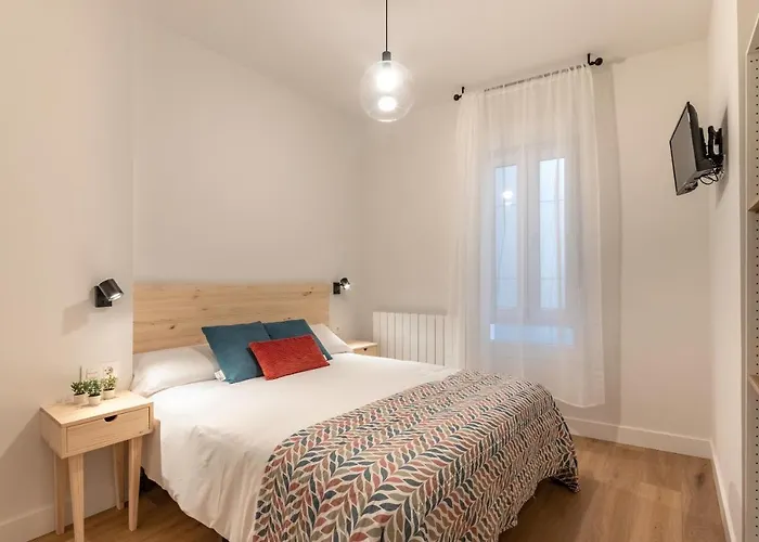 Casco Viejo: El Corazon De Las Siete Calles アパート *